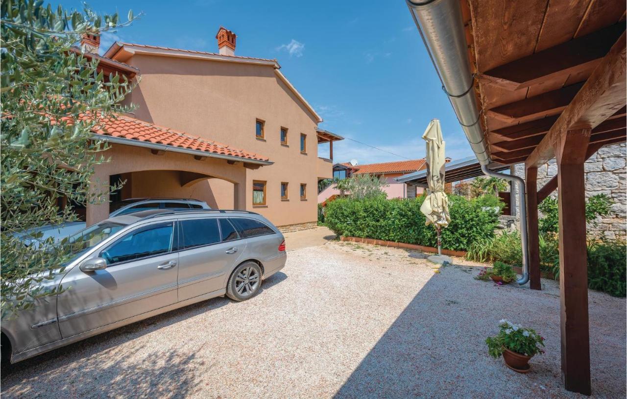 Stunning Apartment In Rovinj With Kitchen Zewnętrze zdjęcie