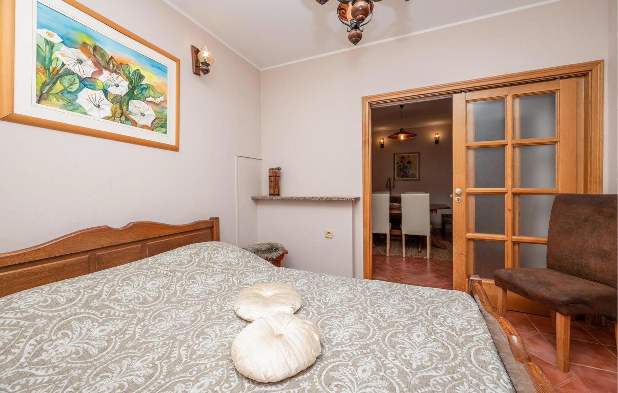 Stunning Apartment In Rovinj With Kitchen Zewnętrze zdjęcie